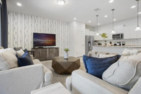 5 Bedroom-4,5 Bathroom Windsor Westside 2444 Ds
